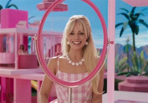 El tráiler de “Barbie” revela un elenco repleto de estrellas y mucha “diversión, diversión”